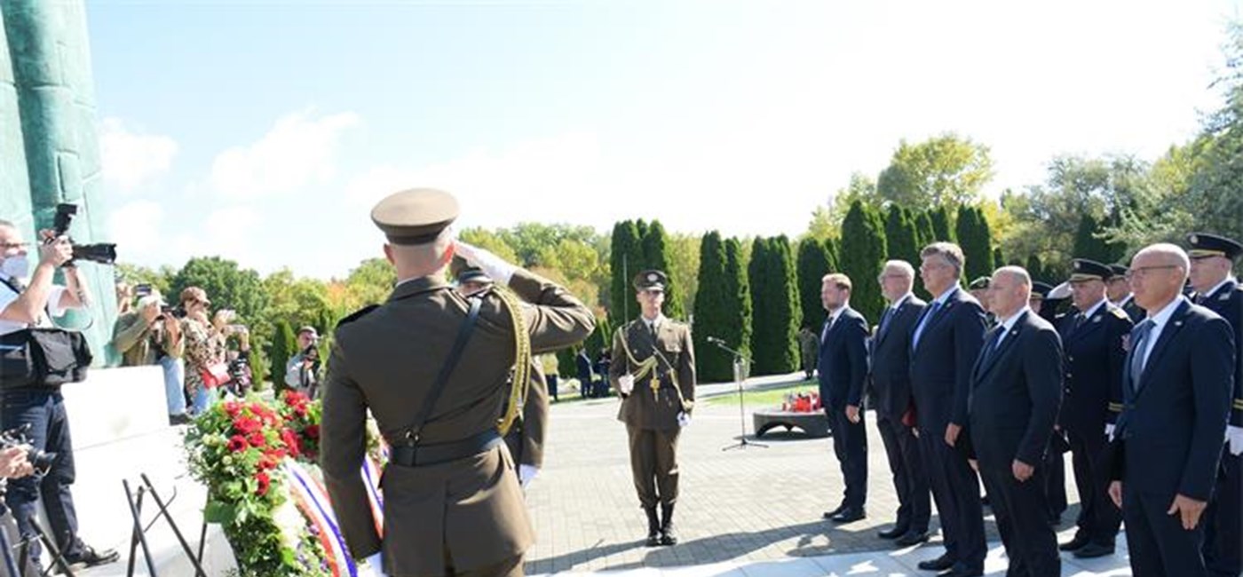 Heroic battle of Vukovar inspiration for Croatia's development in the future 